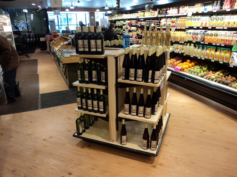 Square Wine Display